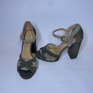 Michael Kors Annaliese Platform Ankle Strap Suade Olive/ Jade 6.5